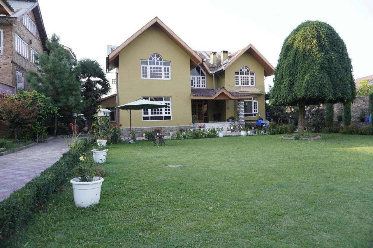 Farsal Villa Srinagar  Luaran gambar
