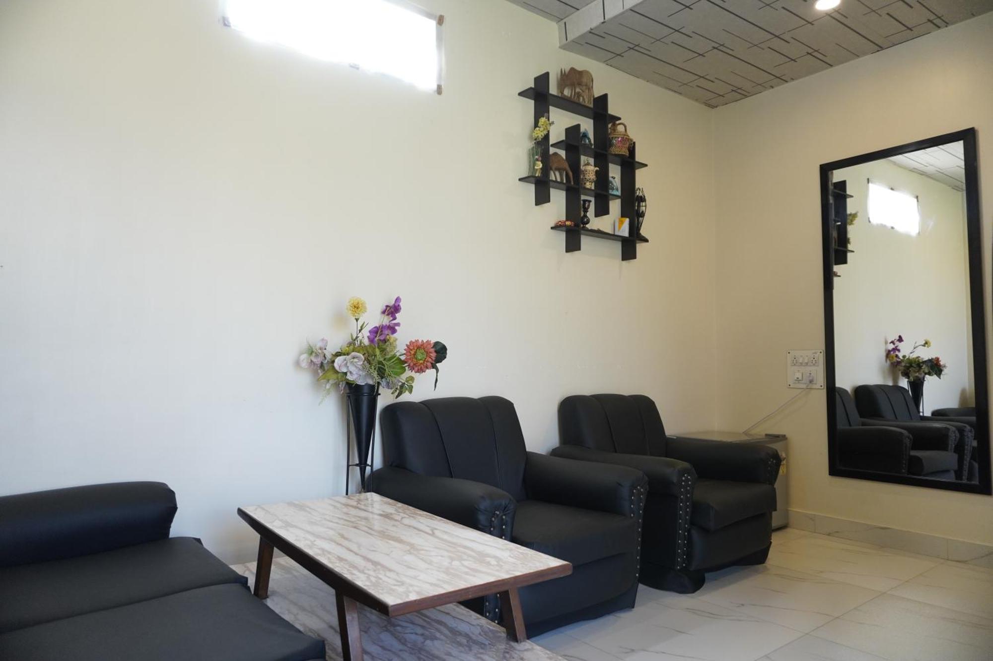 Farsal Villa Srinagar  Luaran gambar